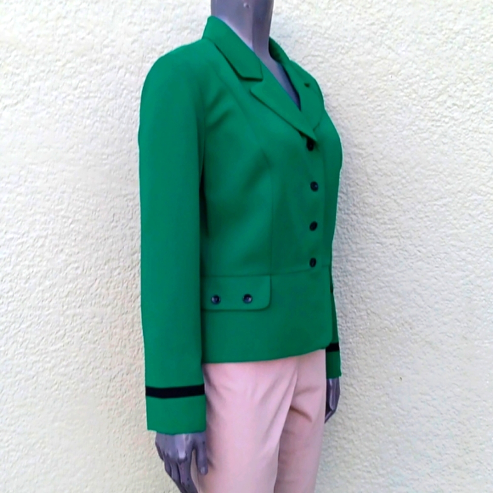 J.TAYLOR LADIES GREEN W/ BLACK TRIM LUXURY SUIT COAT/BLAZER
